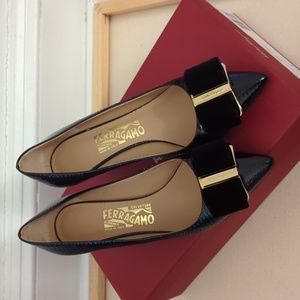 New Ferragamo Fifi Black Heels - calf leather